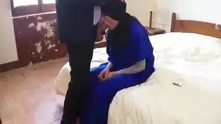 الفقراء العربية بينيلوب نائب الرئيس يوافق على مص الديك نقدا