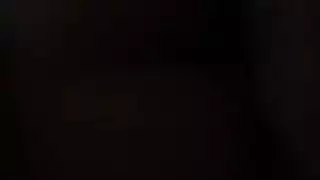 أخت قرنية مارس الجنس الحمار في الظلام