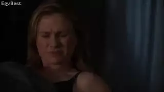 مشاهد جنسية من مسلسل مترجم للعربية