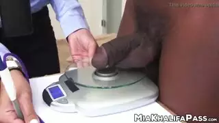 الجمال العربي ميا خاليفا الرجيج قبالة علق الثنائي للبحث