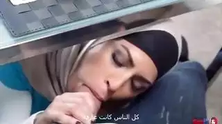 مايا خليفة ووالدتها وصديقتها بنيام في فيلم مترجم