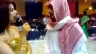المشاهير العرب