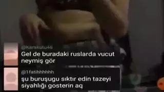 أرنب تركي يظهر ثدييه على المنظار