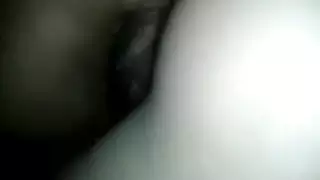 مغربية ممحونة فيها الزملة تعرض طبونها