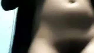 شرموطة مصرية محجبة تستعرض لنياكها