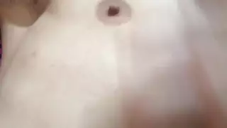 لسان الزوجة العربية الشرير على الحمار المثالي لزوجها