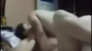 الفاجره ام منار نياكها راكب ونازل فحت وردم وهيا مزاجها ف الجون