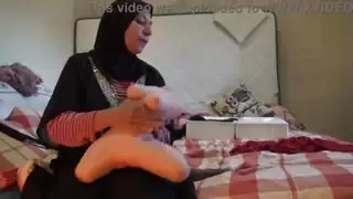 زوجة الديوث العربية التي تعيش في لندن