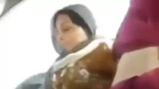 التصوير الخفي اللعنة وتمتص في السيارة