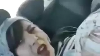 قحبة جزائرية تصور نفسها تتناك من