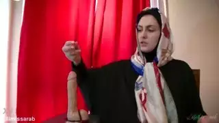 عشيقة العرب تكرهك وتهينك