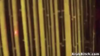 بيوت الدعارة الأفغانية العربية الضيقة موجودة!